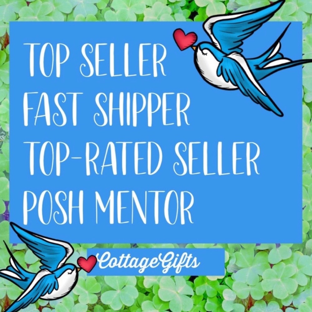 Bee Ring Simple Dainty Minimalist Two-Tone honeybee ring - Picture 6 of 6